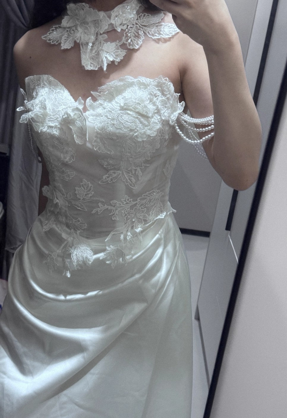 Retro Lace Strapless Satin Fishtail Evening Gown