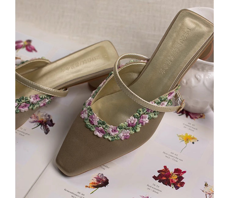 RetroJacquard Mid-Heel Closed-Toe Slip-On Shoes