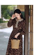 Load image into Gallery viewer, Cottagecore Floral Lace Collar Vintage Dress
