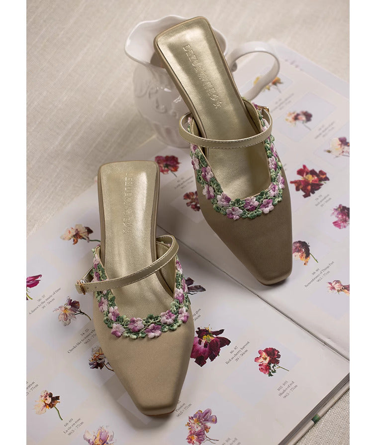 RetroJacquard Mid-Heel Closed-Toe Slip-On Shoes