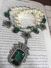 Load image into Gallery viewer, Royalcore Gemstone Vintage necklace
