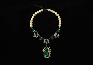 Royalcore Gemstone Vintage necklace