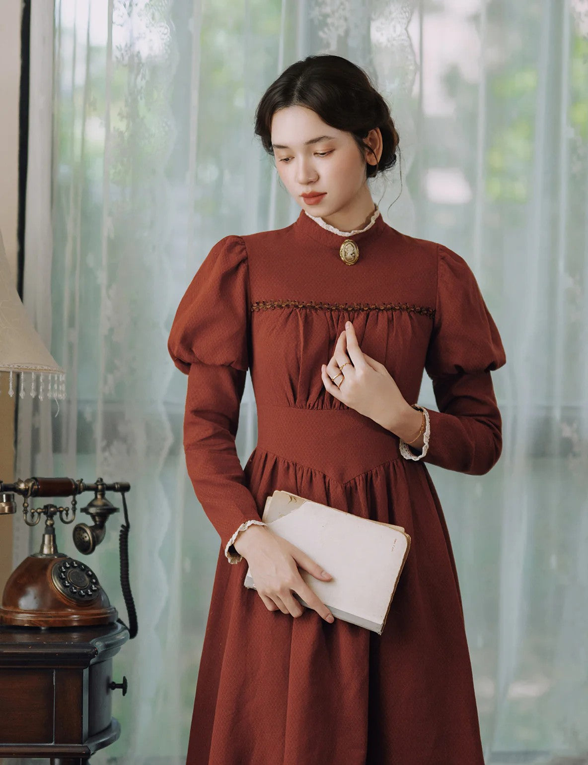 Period Drama Inspired Puff Sleeves Vintage Dress