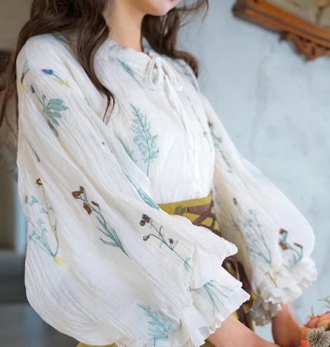 Cottagecore Puff Sleeves Blouse & Lace up Skirt