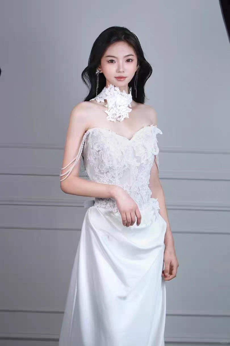 Retro Lace Strapless Satin Fishtail Evening Gown
