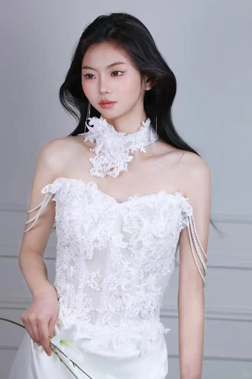 Retro Lace Strapless Satin Fishtail Evening Gown