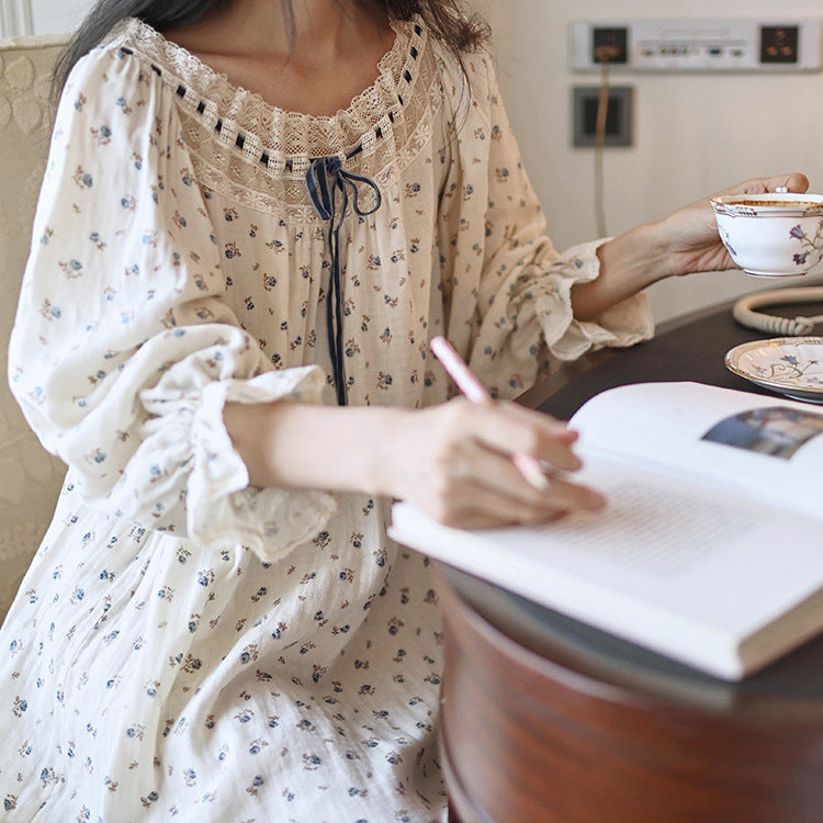 Retro Lace Panel Floral Night Gown