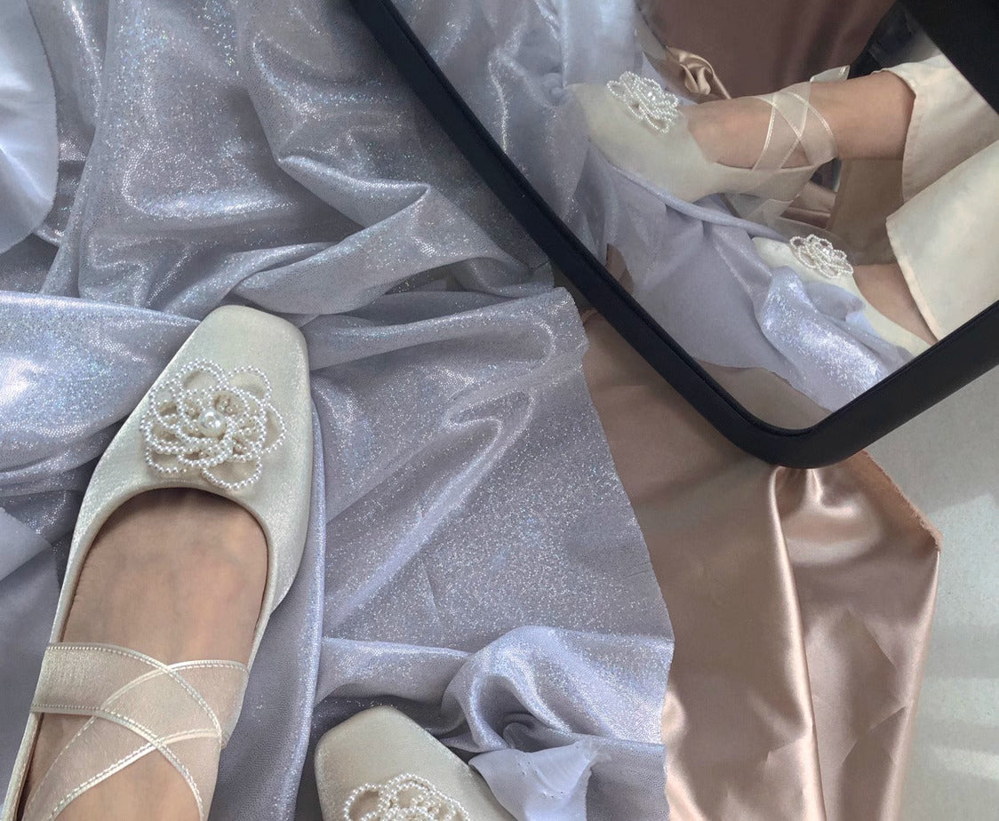 Retro Pearl Decor Lace up Heels Shoes
