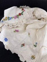 Load image into Gallery viewer, Cottagecore Embroidery Cotton Lace Collar Blouse
