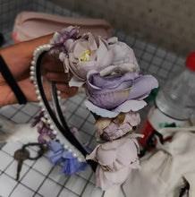 Load image into Gallery viewer, Handmade Vintage Style Flower Headband
