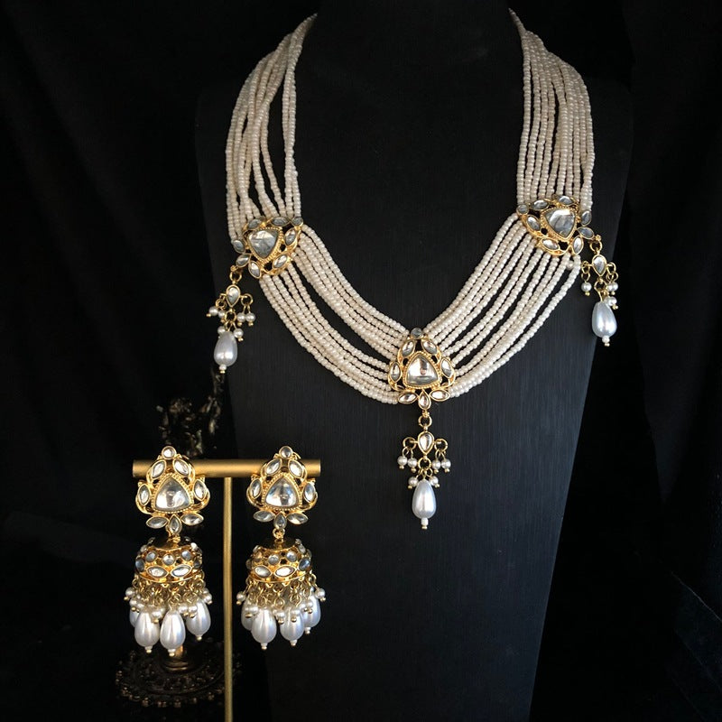 Pearl necklace and earrings , vintage jewelry, vintage necklace, mystery jewelry box