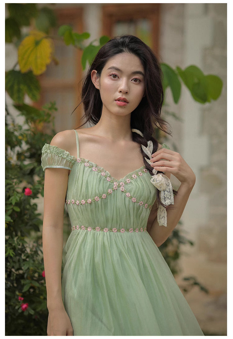 The sassy dress embroidery rose hotsell