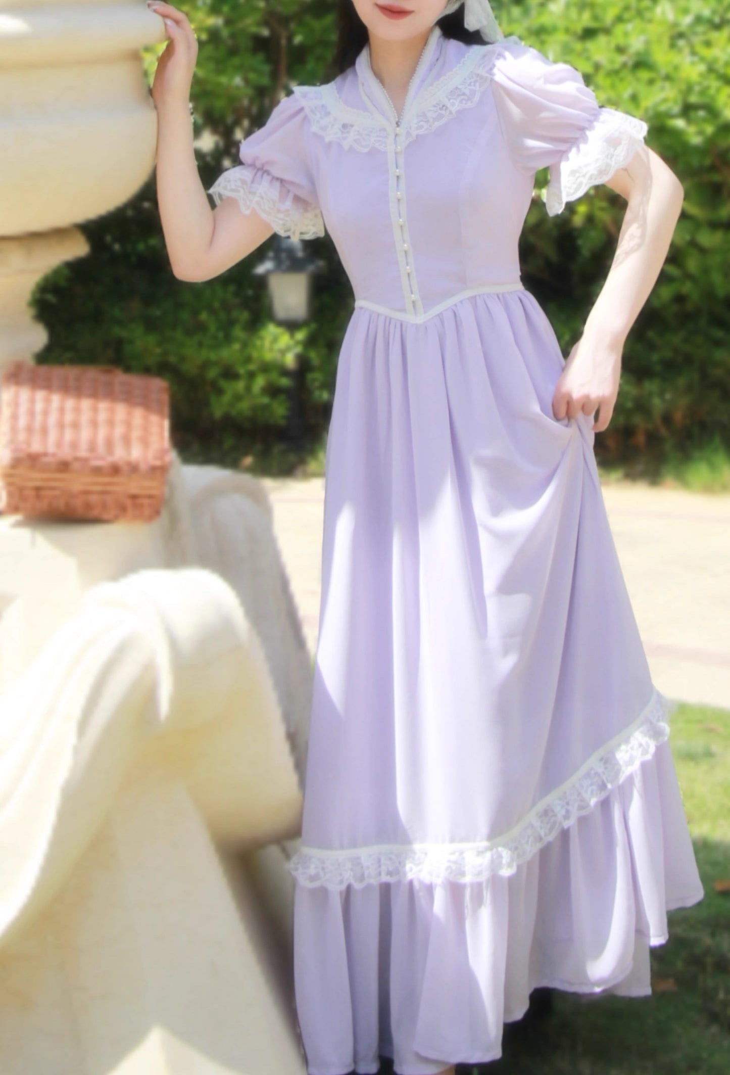 Vintage 70s Gunne sax Style V Neck Puff Sleeves Dress
