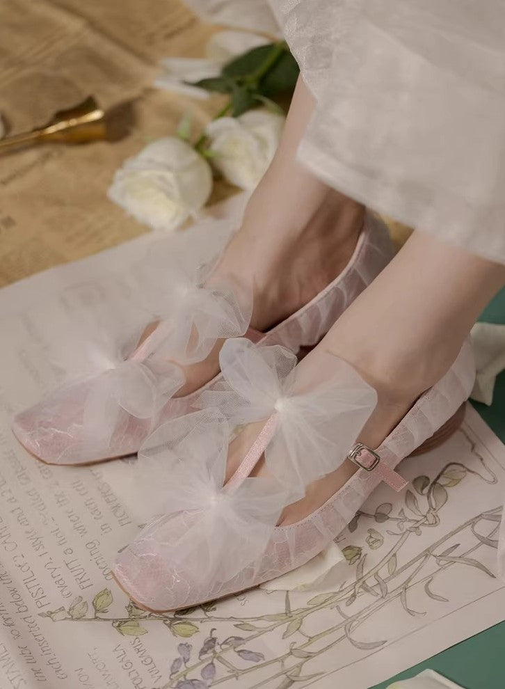 Retro Lace Mesh Bow Tie Low-Heel Shoes