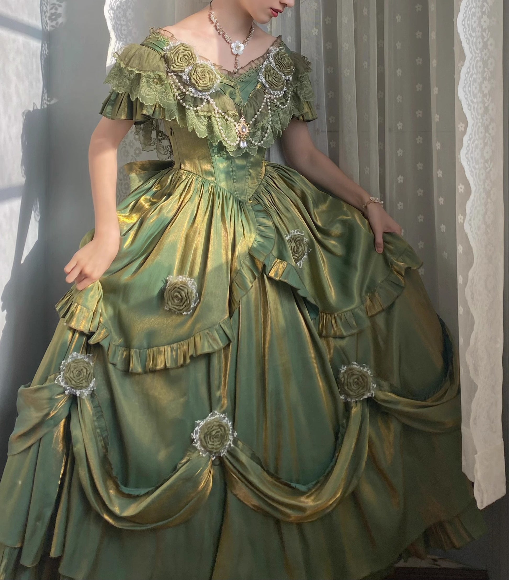 Vintage Coquette Princess Prom dress with Pearl Chain Velvet fabric - Green / Size XL I Retro Fairy Vintage Coquette Princess Prom dress with Pearl Chain Velvet fabric - Green / Size XL I Retro Fairy