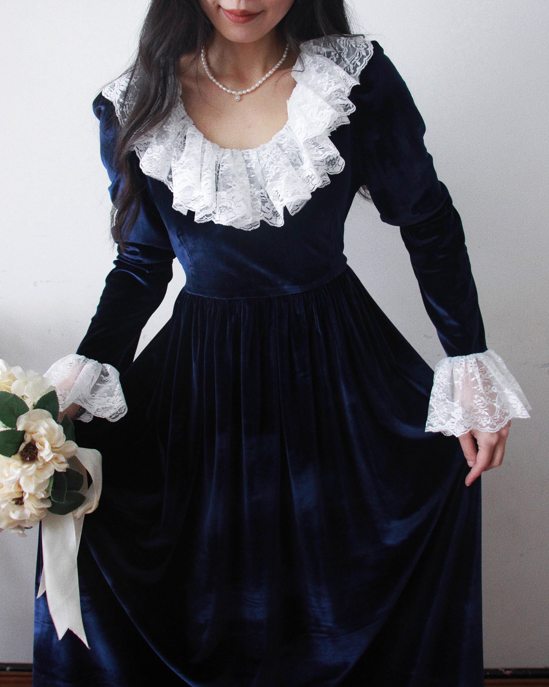 Vintage 1900s Gothic Style Velvet Dress S