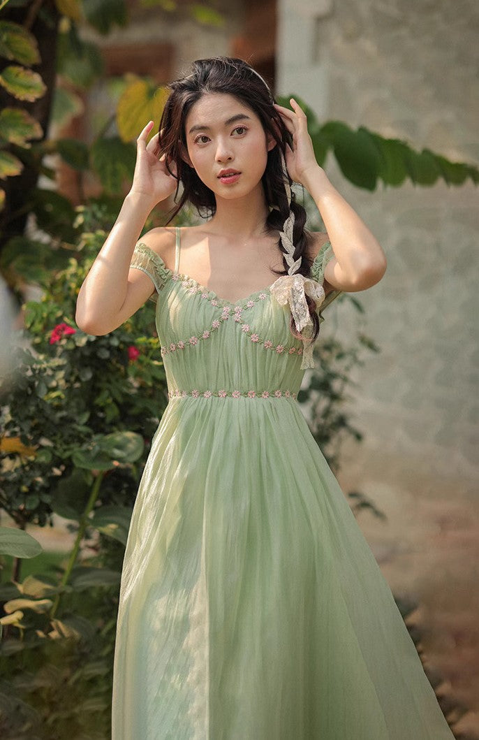 vintage floral embroidered dress Amazon.com: ODIZLI 1950s Dresses for Women Vintage Floral Embroidery Mesh Dress Illusion Round Neck Short Sleeve Retro A Line Midi Dress for Cocktail Party Evening Gown 50s Dresses Apricot Floral Embroidery XL :