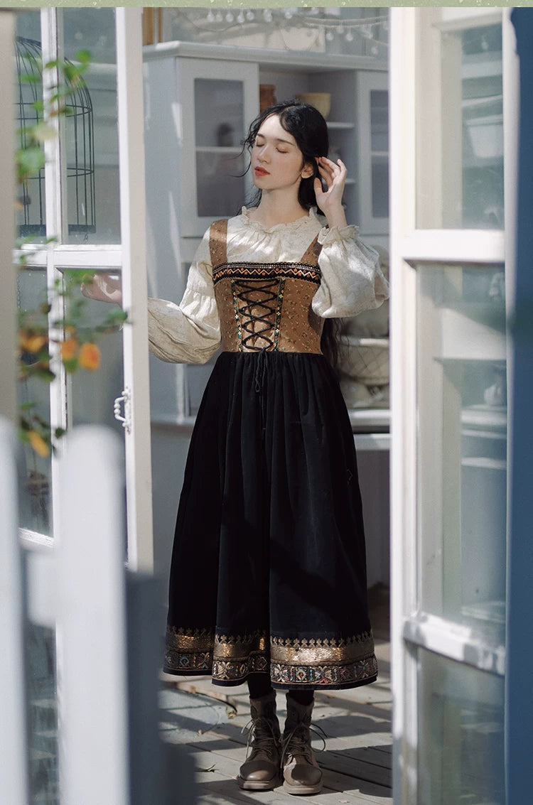 Bavarian Style Cottagecore Pinafore Dress M