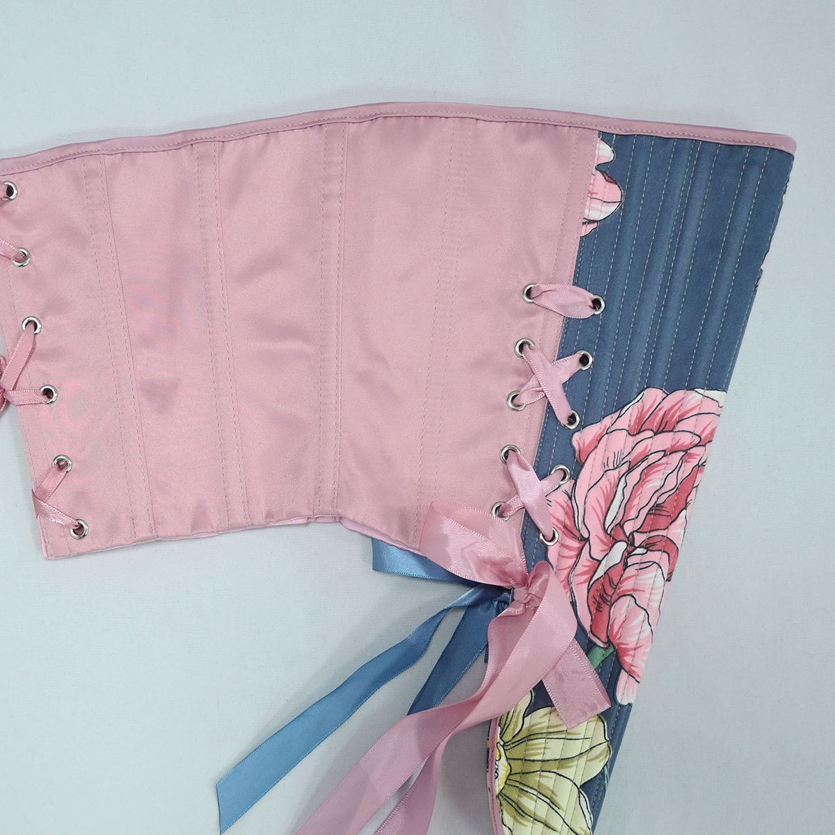 Vintage Remake Floral Contrast Colors Underbust Corset