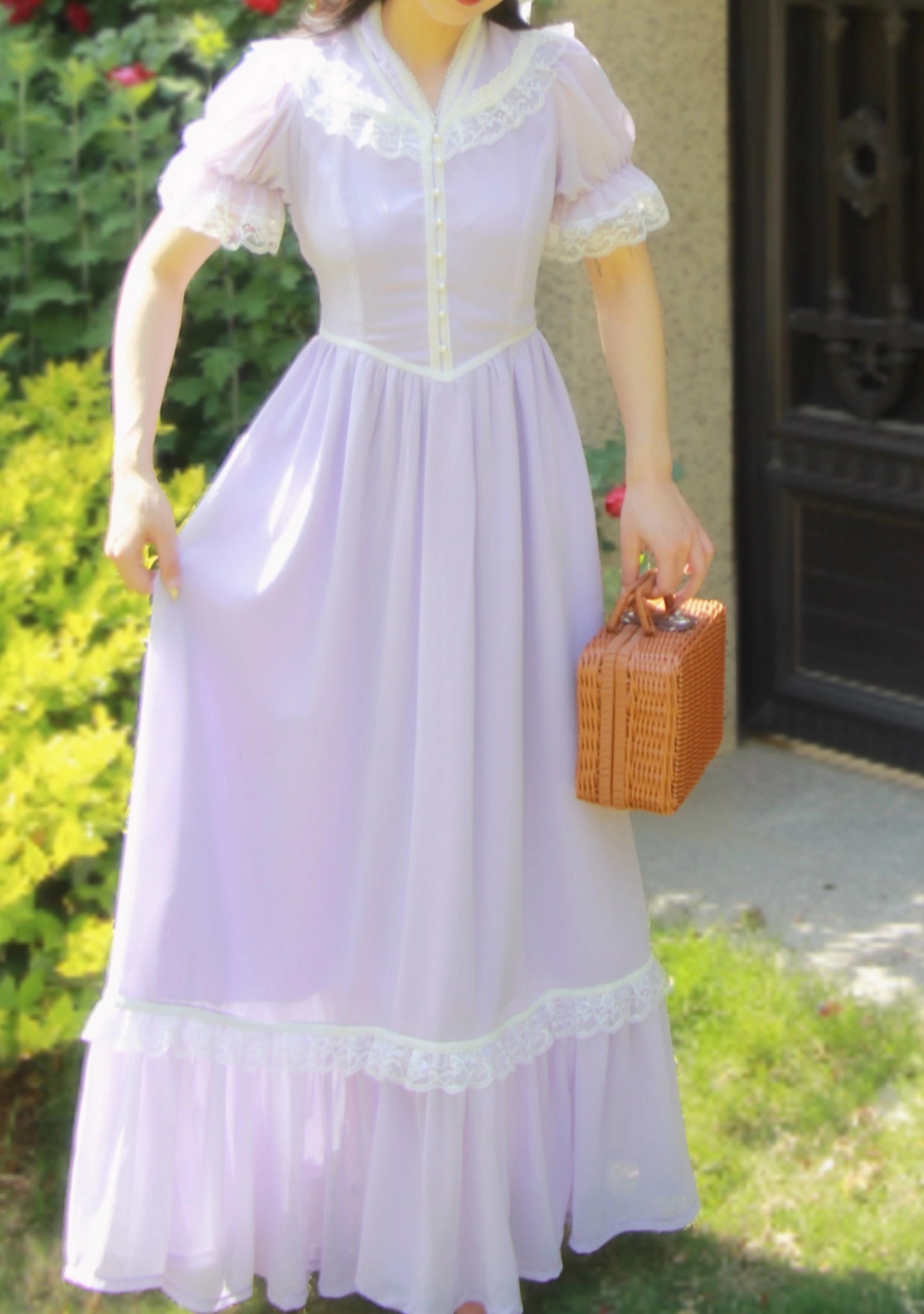 Vintage 70s Gunne sax Style V Neck Puff Sleeves Dress