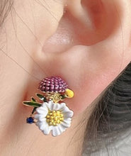 Load image into Gallery viewer, Cottagecorecore Flower Ear Pins
