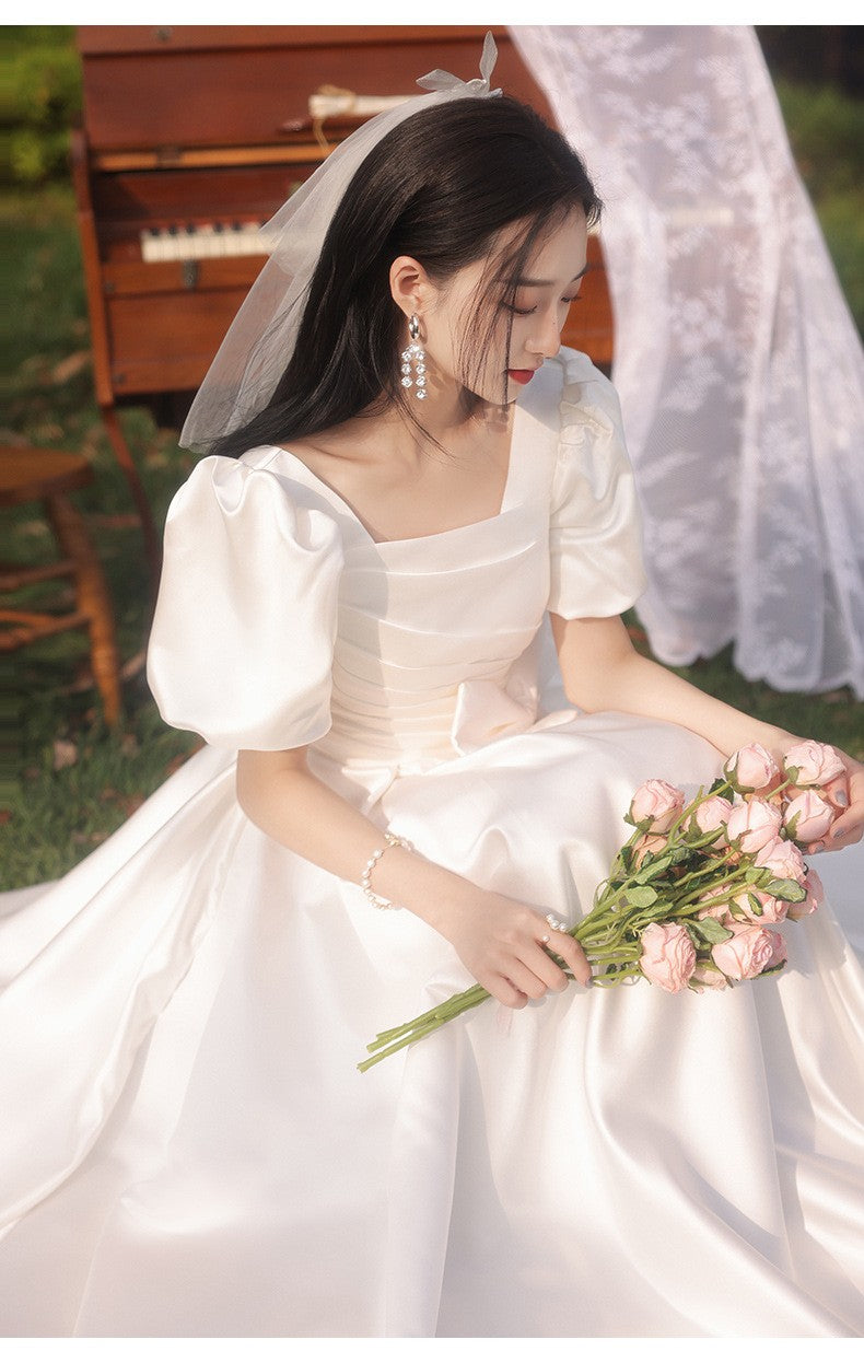 Retro Parisian Puff Sleeves Bow Tie Bridal Gown