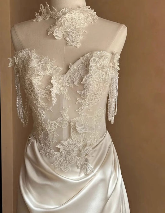 Retro Lace Strapless Satin Fishtail Evening Gown