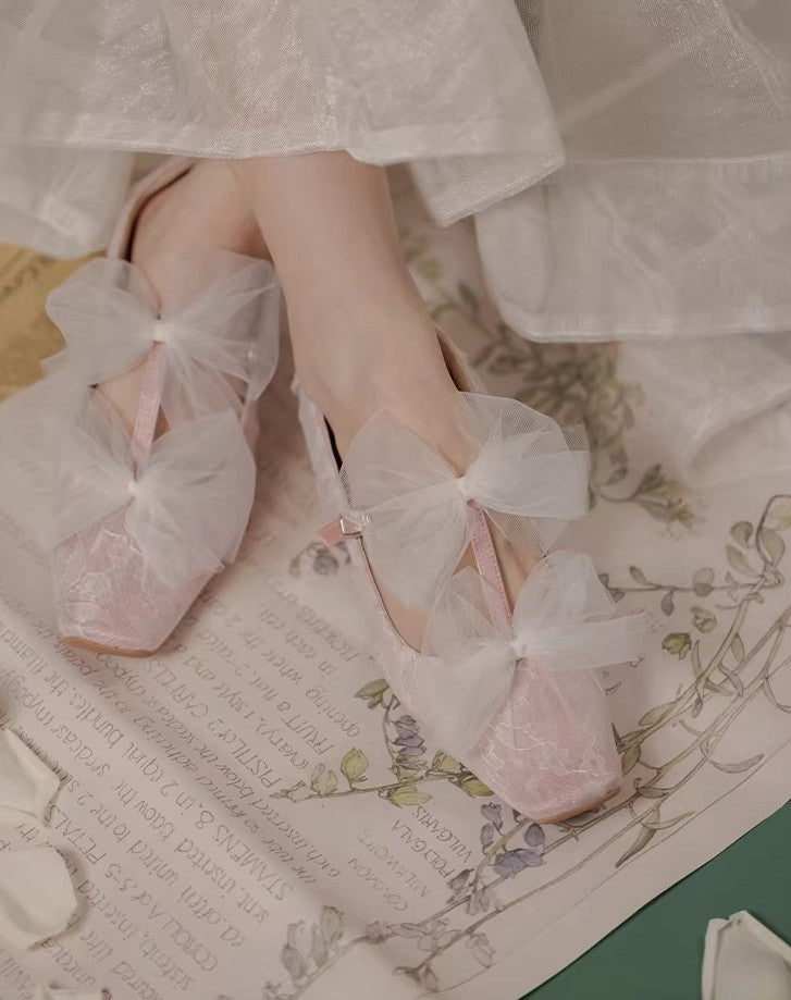 Retro Lace Mesh Bow Tie Low-Heel Shoes