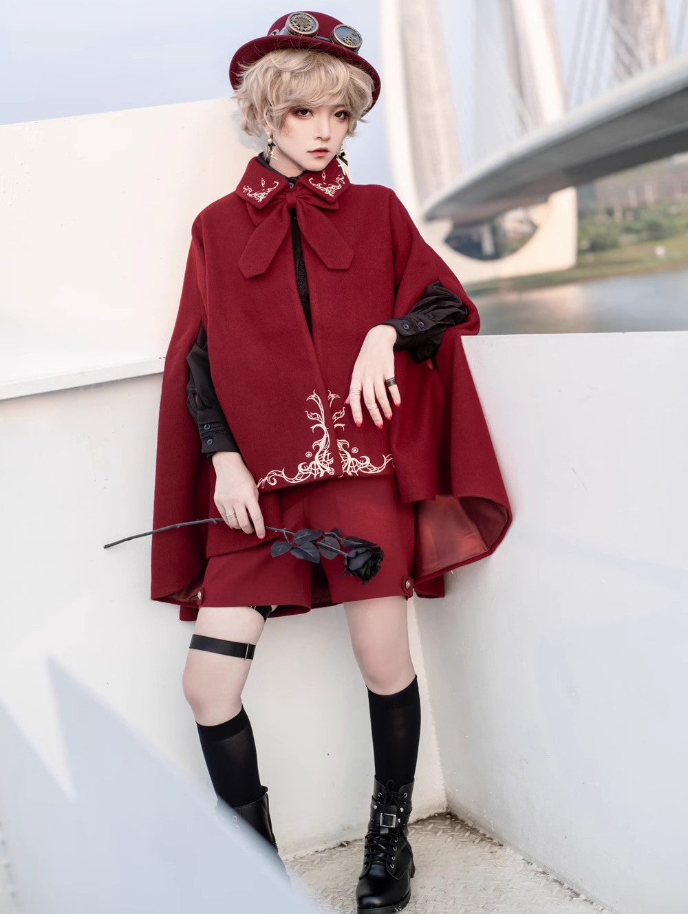Retro Academia Embroidery Cape (2 colors)