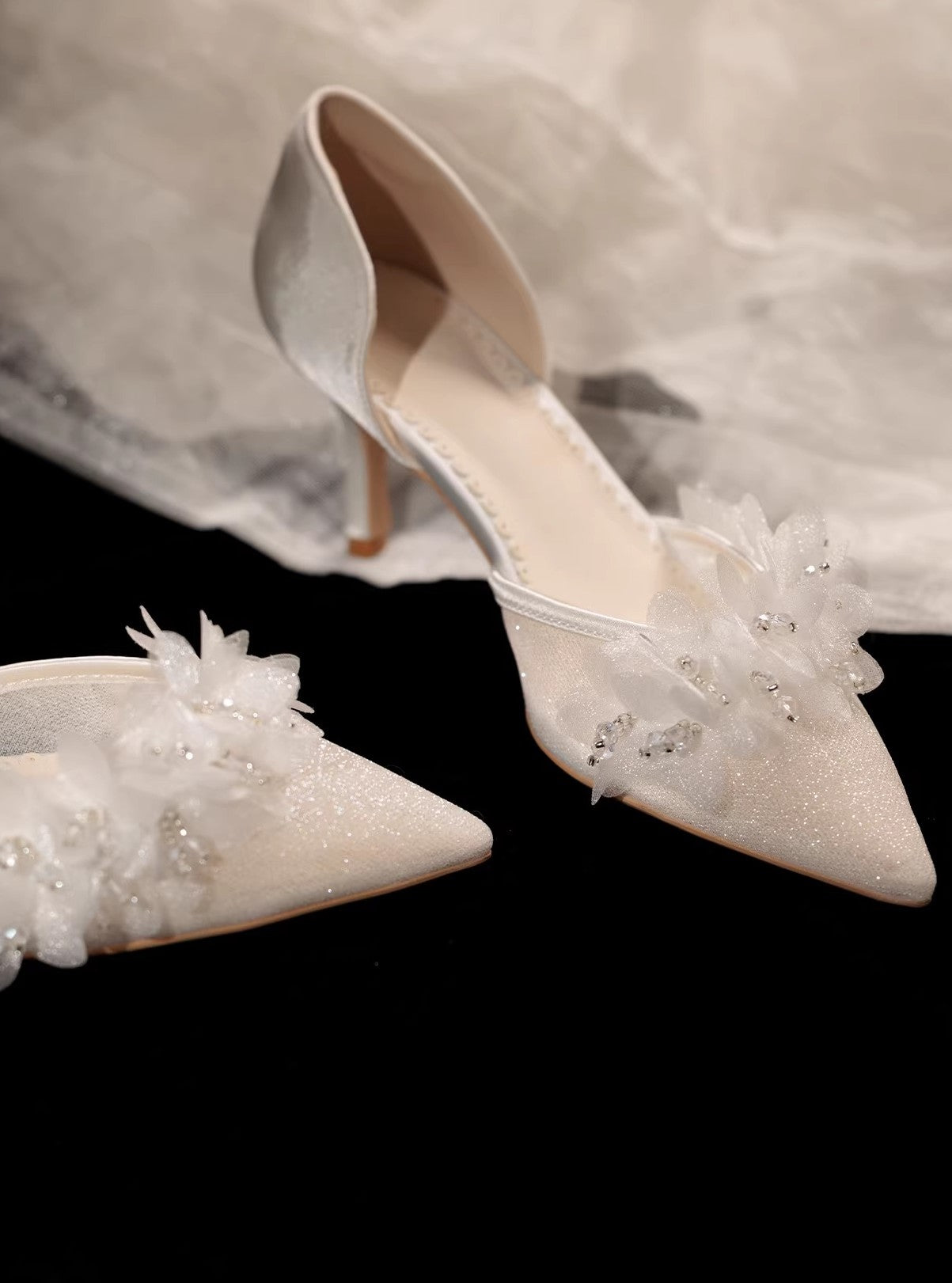 Dreamy Flower Embellished Pointed Toe Heels