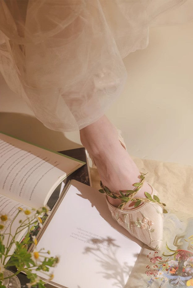 Fairycore Vine Embroidery Kitten Heel Shoes