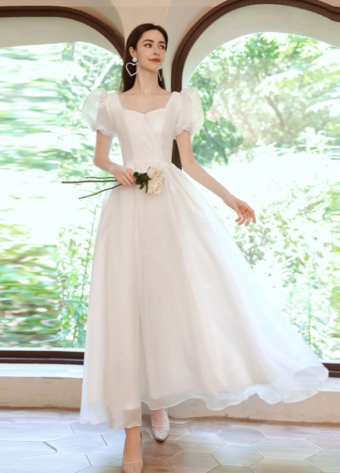 Retro Puff Sleeves Bow Tie Embellished Bridal Dress