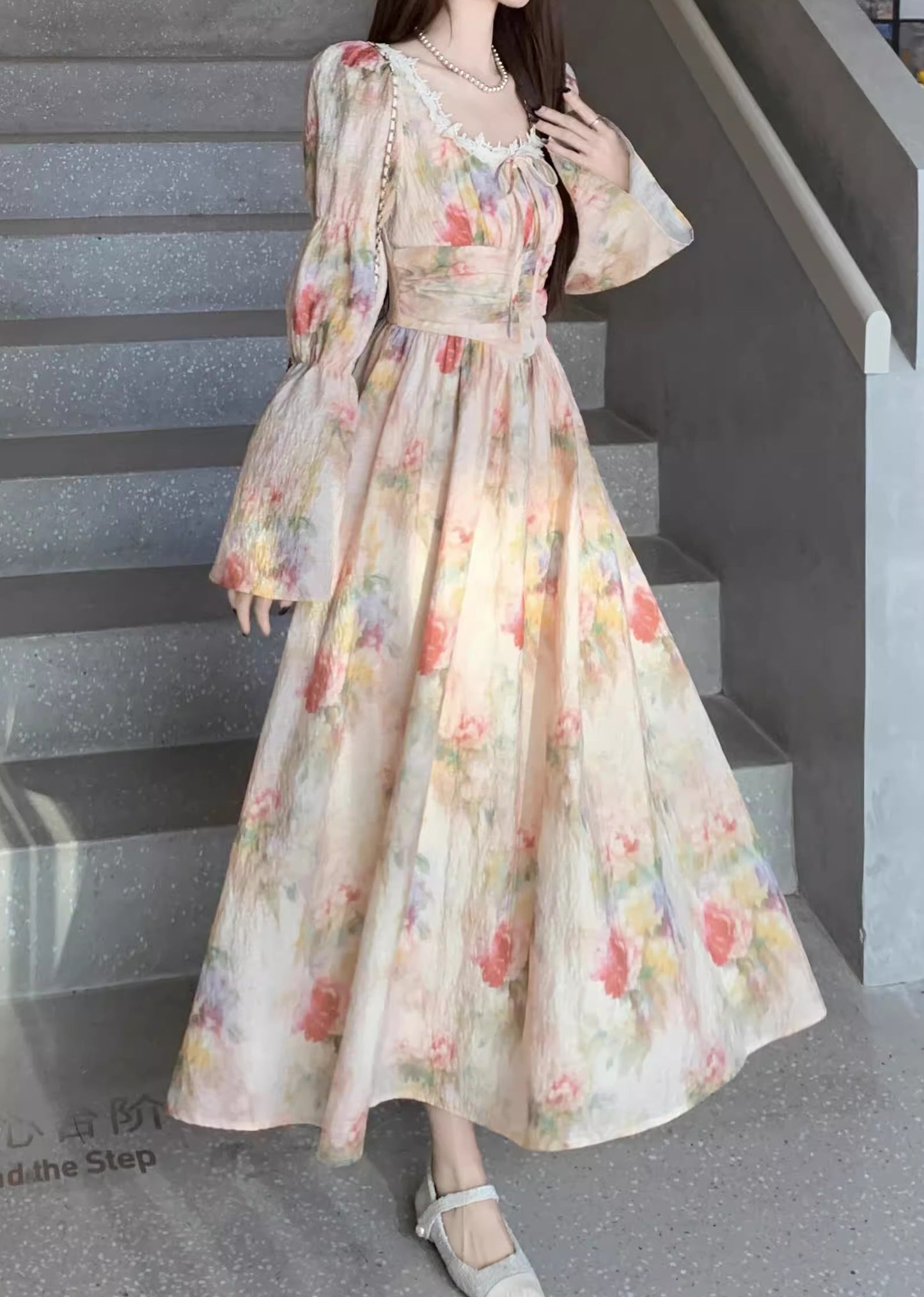 Dreamy Lace Stitched Floral Dress [Extended Sizes]