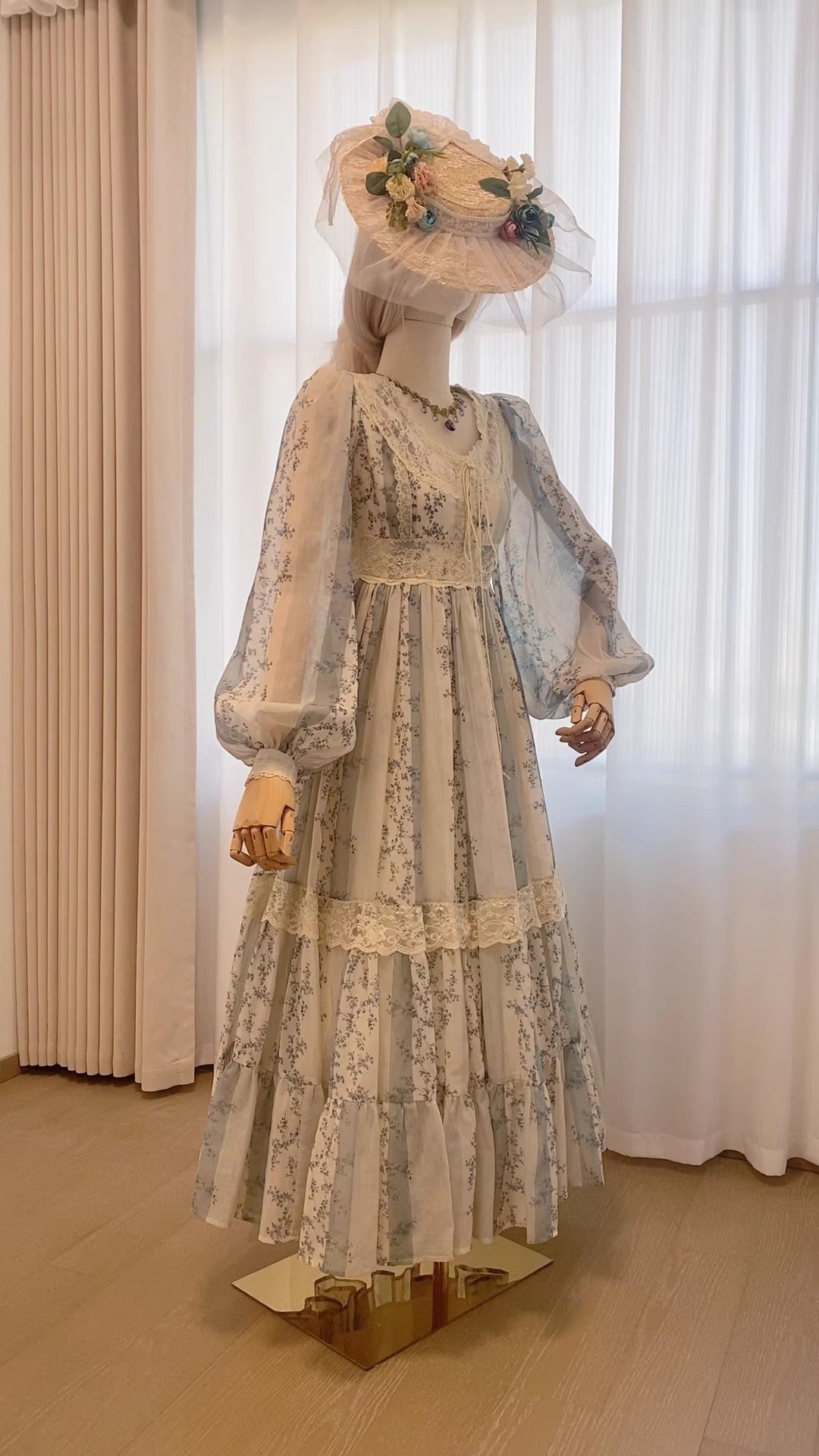 Gunne Sax Remake 70s Lace Patchwork Floral Dress Mid calf length / M