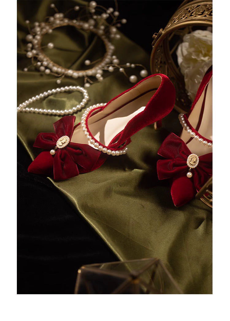 Vintage Bow Tie Heel