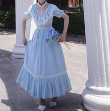 Load image into Gallery viewer, Gunne sax Style 70s Blue Prarie Short Sleeves Dress
