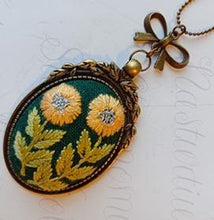 Load image into Gallery viewer, Handmade Cottagecore Embroidery Retro Necklace
