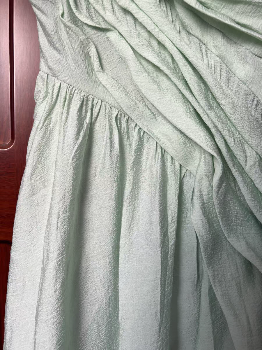 Dreamy 1950s Pleated V Neck Dress – Retro Fairy