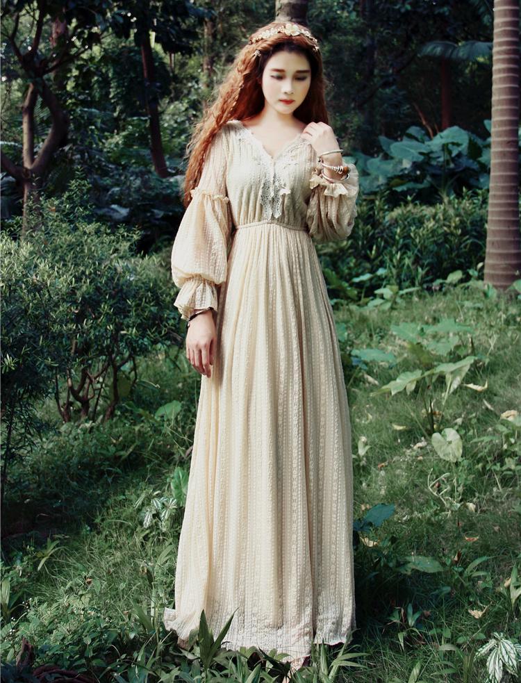 Dreamy Softcore V Neck Lace Dress L (Length- 52 inches/ 133 cm)