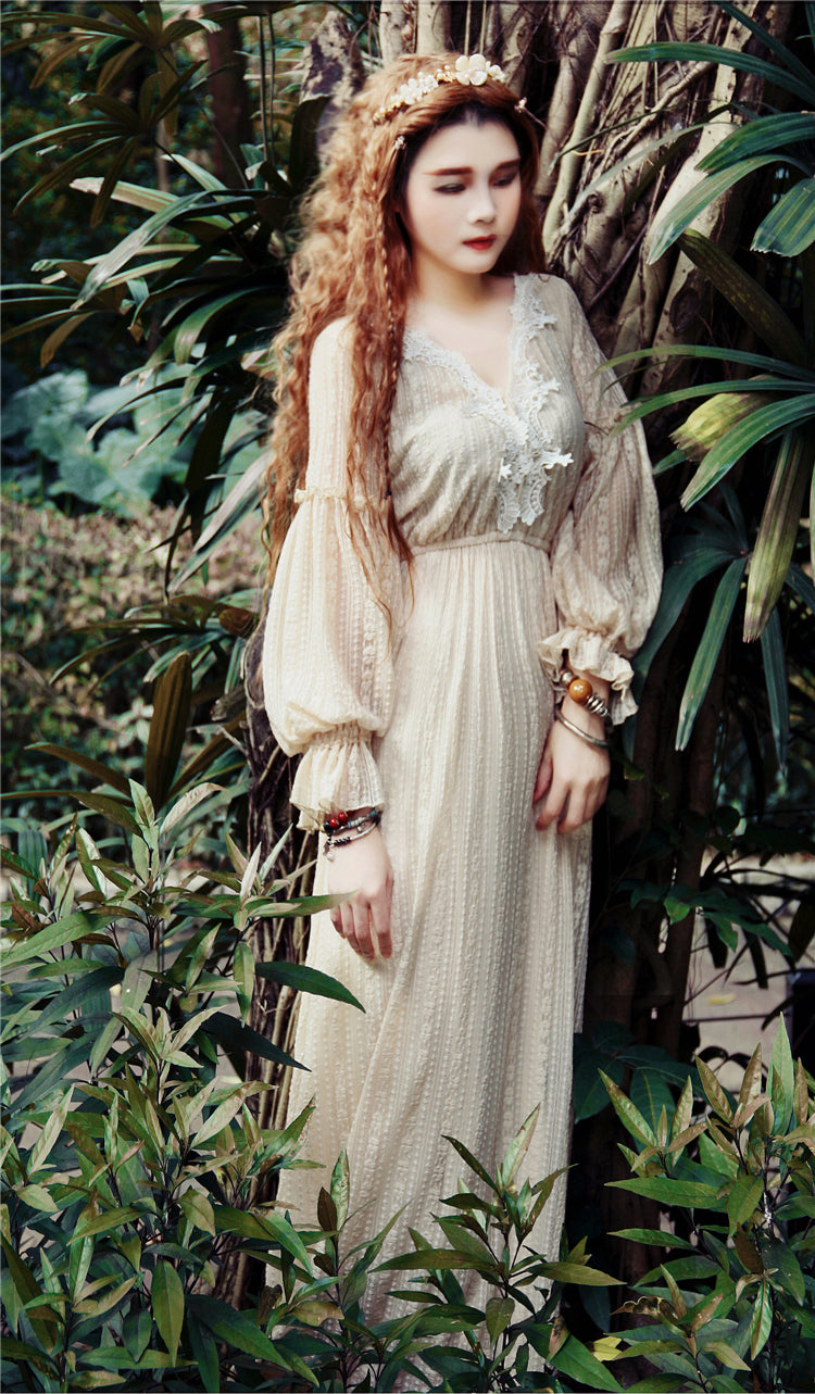 ワンピース Faerie lace v neck pleats dress Dreamy Softcore V Neck Lace Dress – Retro Fairy