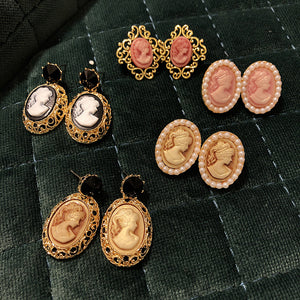 Vintage Style Resin Embossed Ear Pins Errings