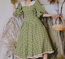 Load image into Gallery viewer, vintage dress cottagecore dress 1970s dress 50s dress prairie dress gunnesax dress lolita dress kawaii dress 40s dress 50s dress 70s 30s dress 
