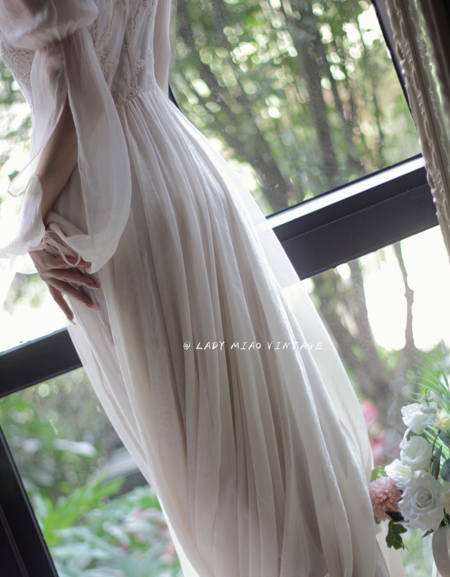1930s Lace Princess bridal morning Cardi Gown