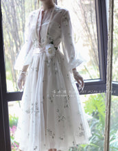 Load image into Gallery viewer, vintage dress cottagecore dress party dress 1930s 1940s dress 1950s dress 1900 dress Edwardian dress Prairie dress Lawn dress Period Drama Style Regency Dress
