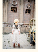 Load image into Gallery viewer, Vintage Bavarian Style Blouse Top
