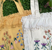 Load image into Gallery viewer, Cottagecore Embroidery Cotton Shoulder Bag
