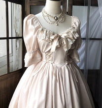 Load image into Gallery viewer, vintage dress cottagecore dress 1970s dress 50s dress prairie dress gunnesax dress lolita dress kawaii dress victorian dress edwardian dress 1900s dress gothic dress dark academia
