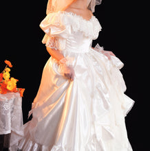 Load image into Gallery viewer, vintage wedding gown victorian wedding gown gunnesax dress princess dress kawaii dress fairycore dress bridal dress
