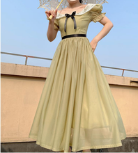 Load image into Gallery viewer, Handmade Gone With the Wind Vintage Lace Collar Dress
