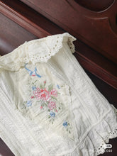 Load image into Gallery viewer, Vintage Reproduction Emboridery Lace up Corset Bustier Top
